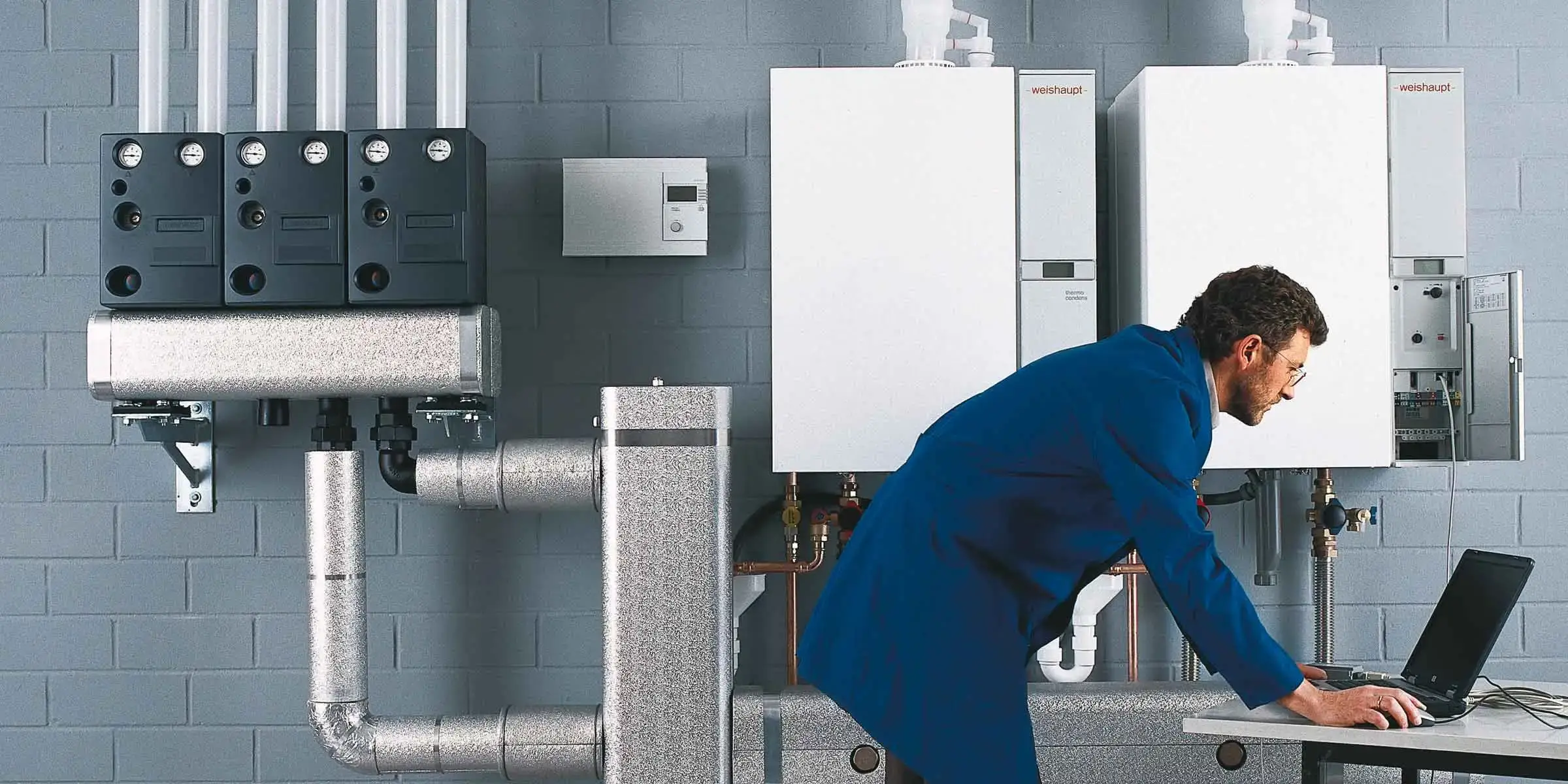 Vergleich: Viessmann Vitocrossal 300 vs. Vaillant und Bosch Gas-Brennwertkessel